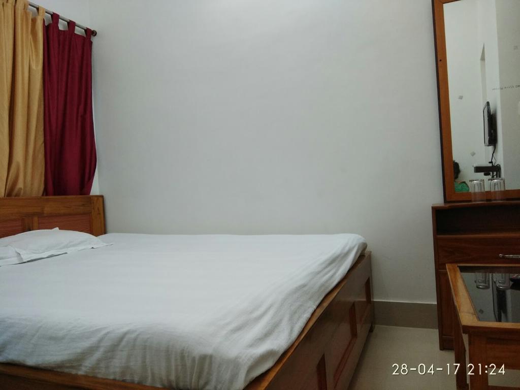 India Tours Only Kavita Guest House 볼푸르 외부 사진